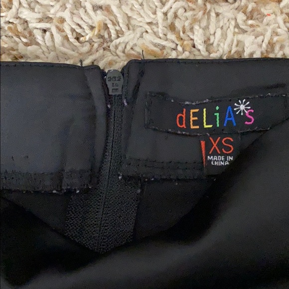 Black skirt - Picture 2 of 4